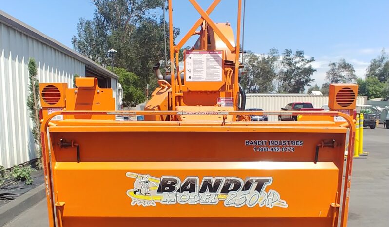 Bandit 250XP Chipper full