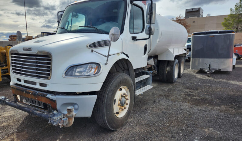 2013 Freightliner 4,000 Gallon Water Truck full