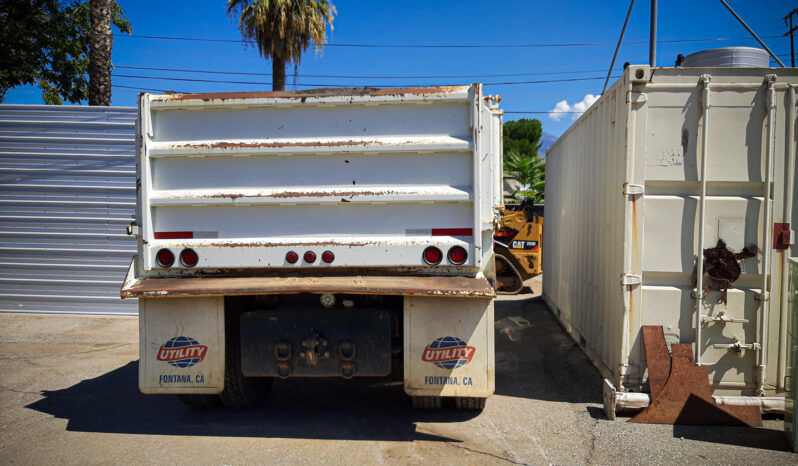 2010 Peterbilt 335 Dump Truck full
