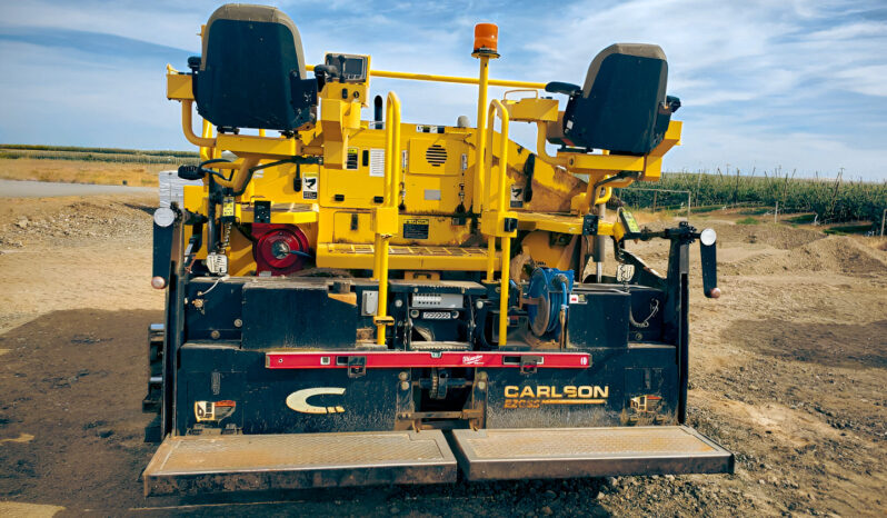 Carlson CP130 Asphalt Paver – Track full