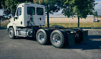 2015 Freightliner Cascadia 125 Tractor Truck full
